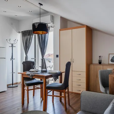 With Parking Space - 23044 비르