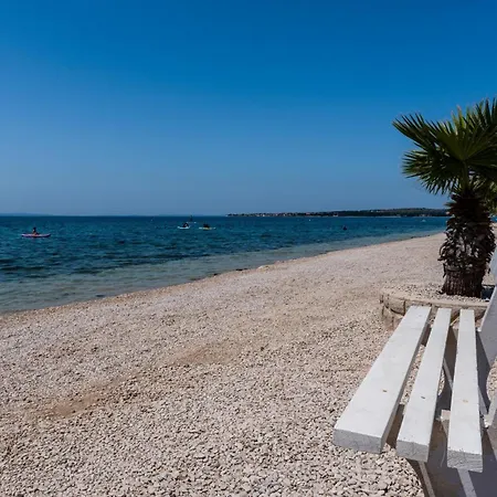 아파트 With Parking Space - 23044 *