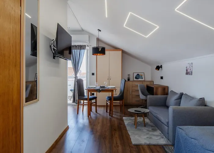 아파트 With Parking Space - 23044