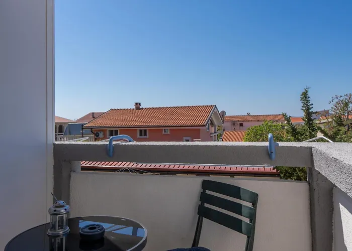 아파트 With Parking Space - 23044 비르