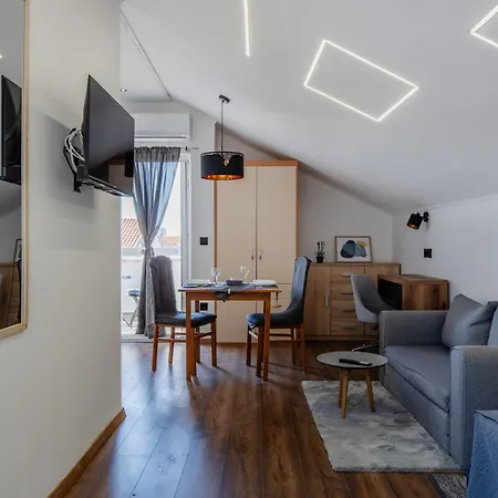 Apartment With A Parking Space - 23044
